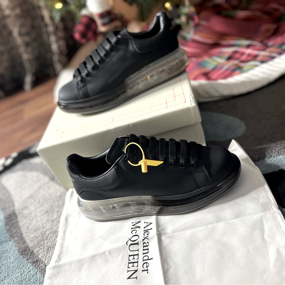 Authentic! Alexander Mcqueen Oversized Low-Top Sneakers